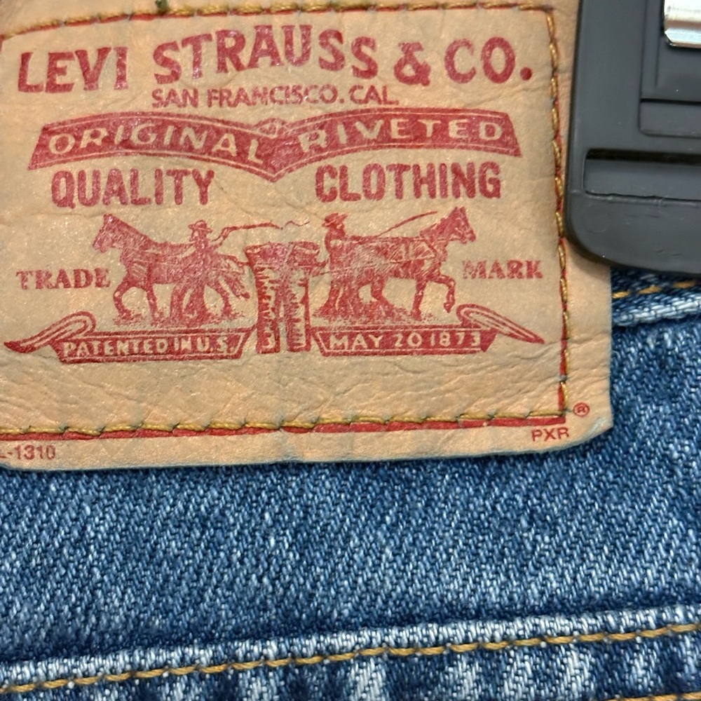 Levi's Blue Denim Jeans - Picture 3 of 7